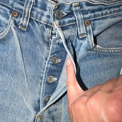 Levis 501 Vintage 80s Redline Selvedge USA XX Jeans Light Wash 32x38 Act 29x32