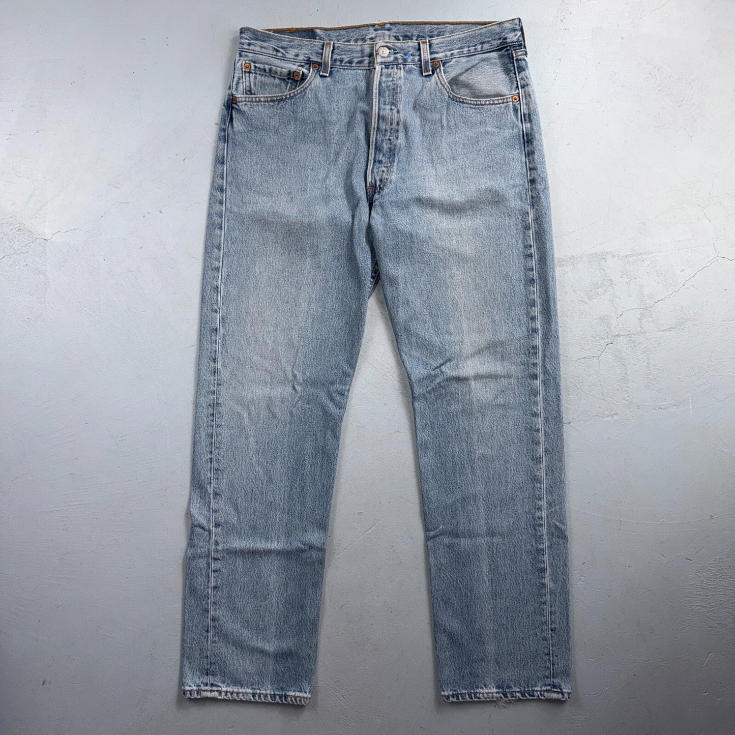 Levis 501 Vintage 90s USA XX Straight Leg Jeans Blue Light Wash 36x32 Act 35x31