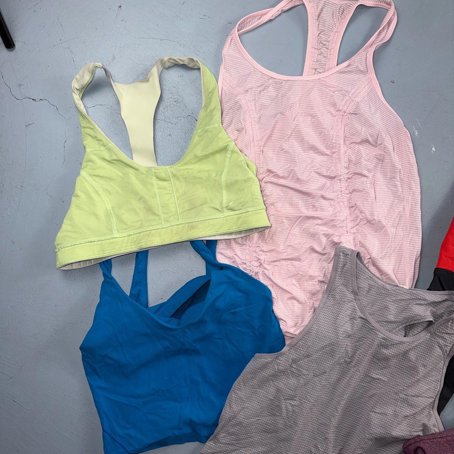 Lululemon Women’s Lot Bra Jacket Size 4/6/8 Yoga Tank Top Sports