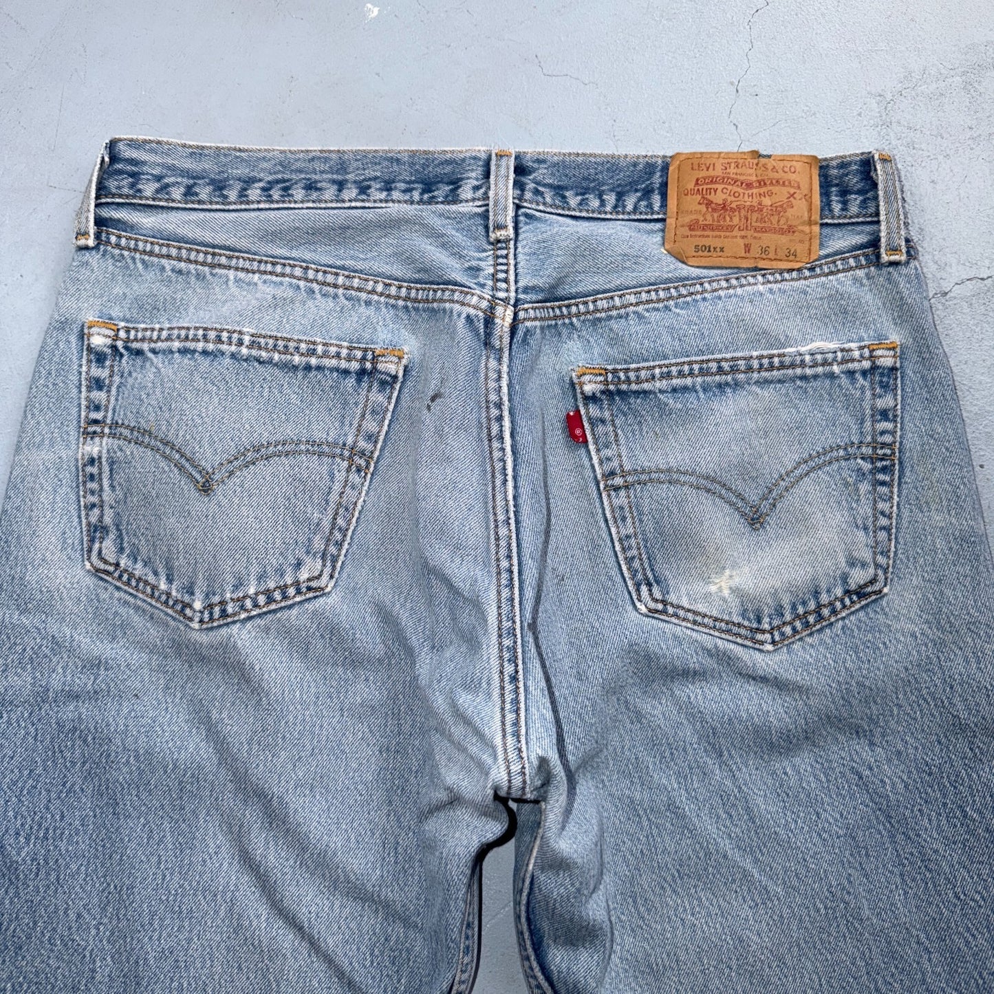 Levis 501 Vintage 90s Y2K XX Straight Leg Jeans Blue Light Wash 36x34 Act 33x30