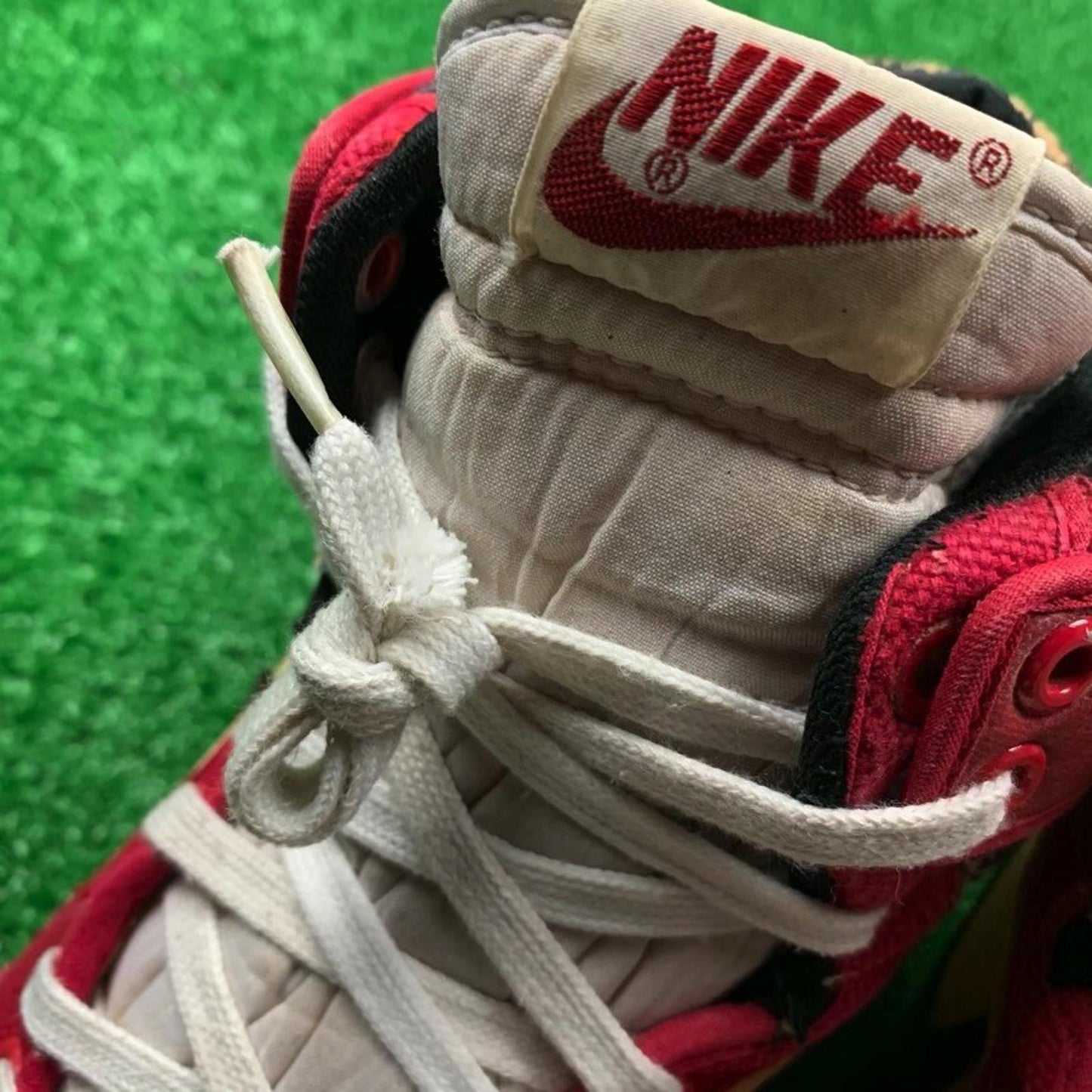 Nike OG 1985 Air Jordan 1 AJKO Chicago Red White Rare Vintage 85 8.5 Bred Royal