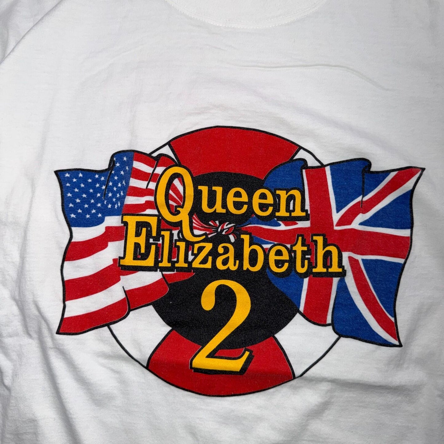 Queen Elizabeth 2 Vintage 90s Y2K Music Movie Promo T Shirt Rare Size L UK USA