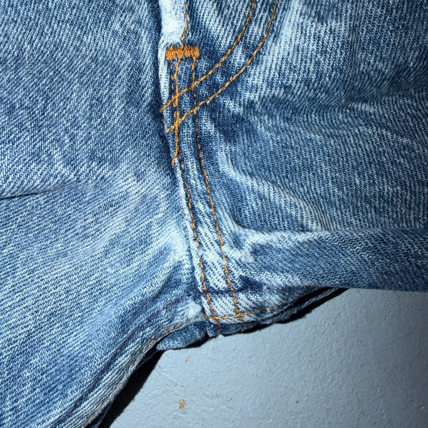 Levis 501 Vintage 90s USA XX Straight Leg Jeans Blue Light Wash 38x34 Act 34x29
