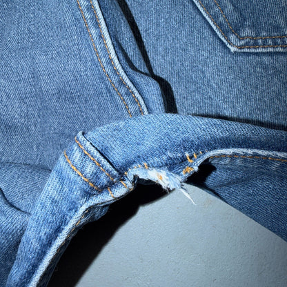 Levis 501 Vintage 90s USA XX Straight Leg Jeans Blue Light Wash 38x32 Act 35x28