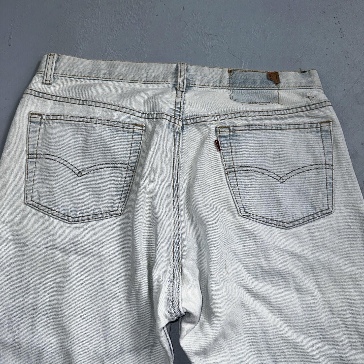 Levis 501 Vintage 90s USA XX Straight Leg Jeans 36x32 Light Wash Act 33x30