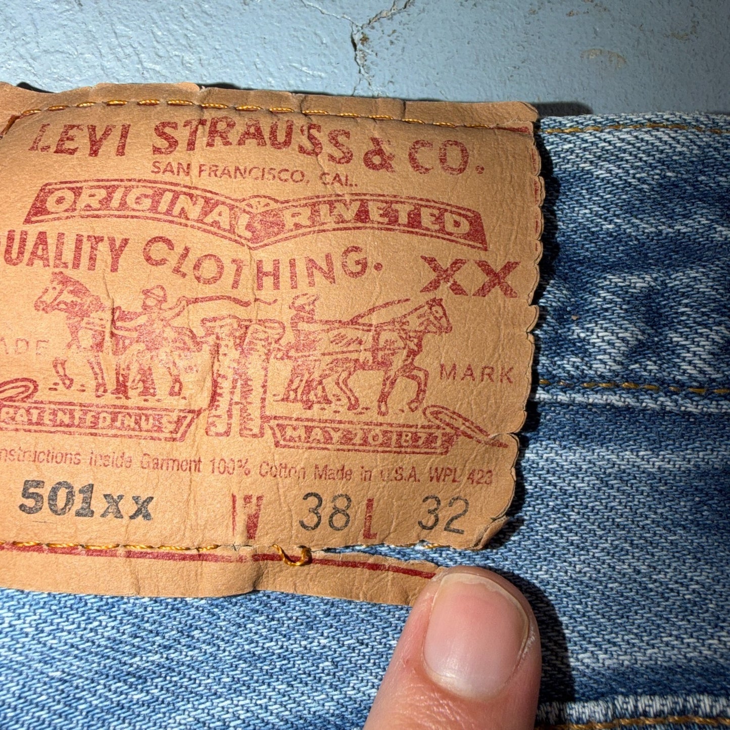 Levis 501 Vintage 90s USA XX Straight Leg Jeans Blue Light Wash 38x32 Act 35x28