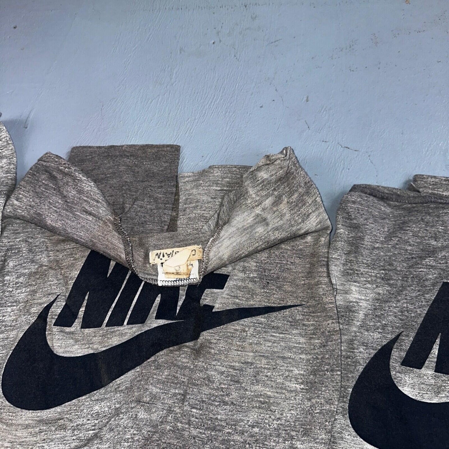 Nike 70s Lot of 8 VTG T Shirt Orange Tag Gray Swoosh Soft Chopped Front Team