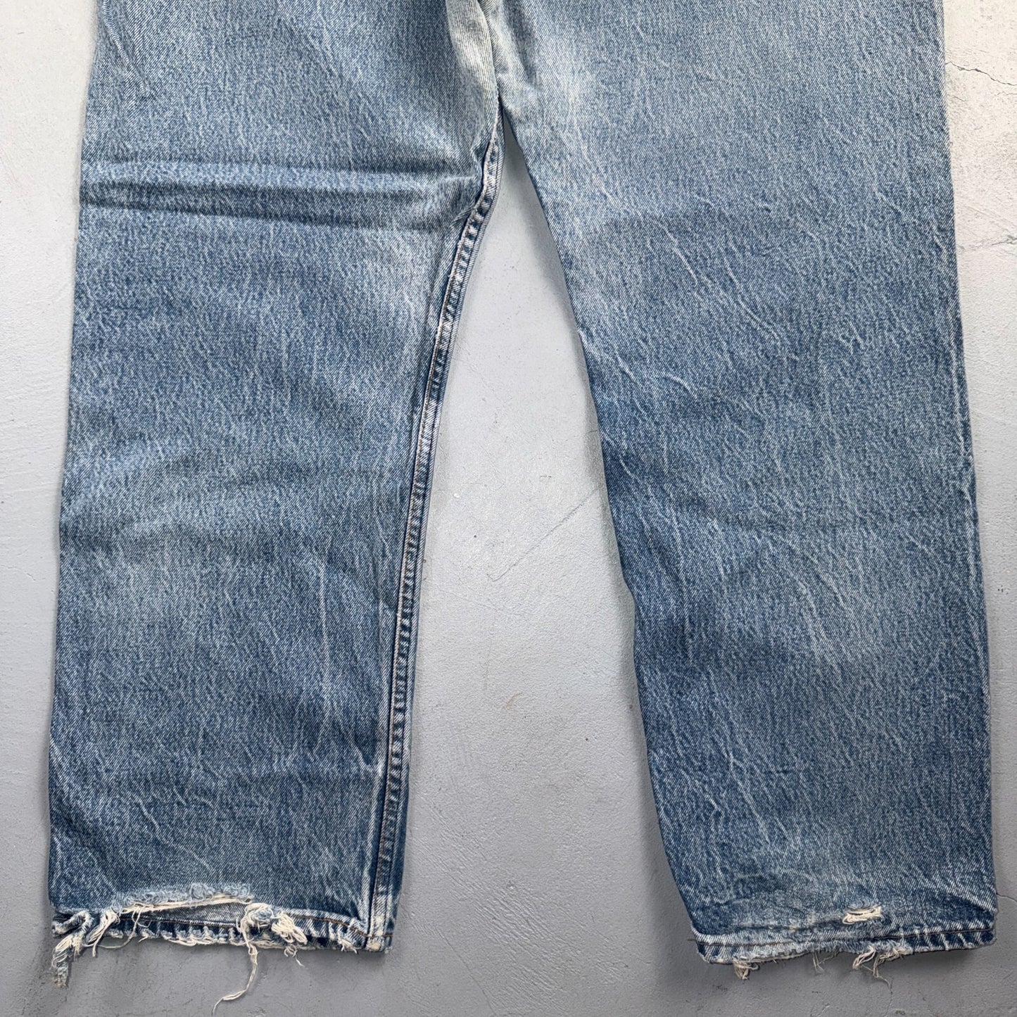 Levis 501 Vintage 80s USA XX Straight Leg Jeans Blue Light Wash 44x32 Act 40x27