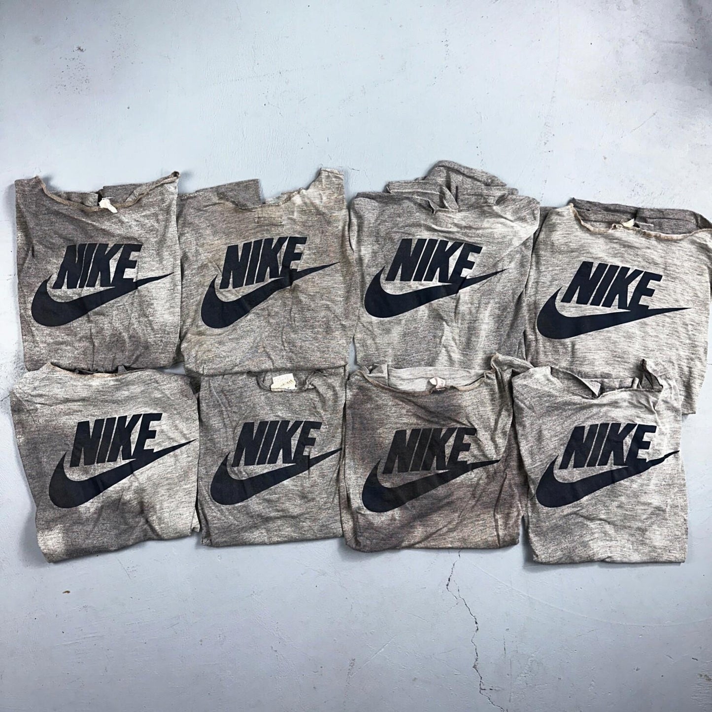 Nike 70s Lot of 8 VTG T Shirt Orange Tag Gray Swoosh Soft Chopped Front Team