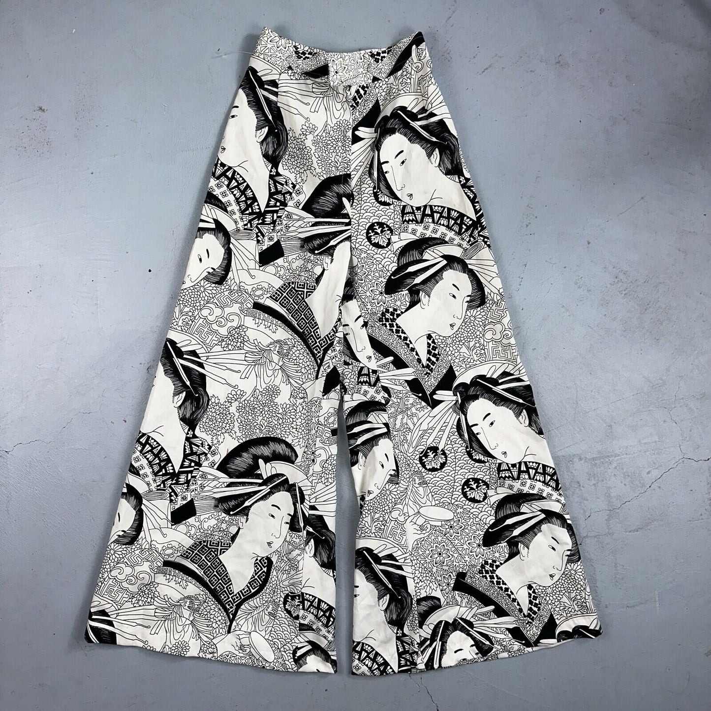 Vintage 60s FUMI’S Hawaii USA Women's 3 Geisha Bell Bottom Pants RARE 1960s 20