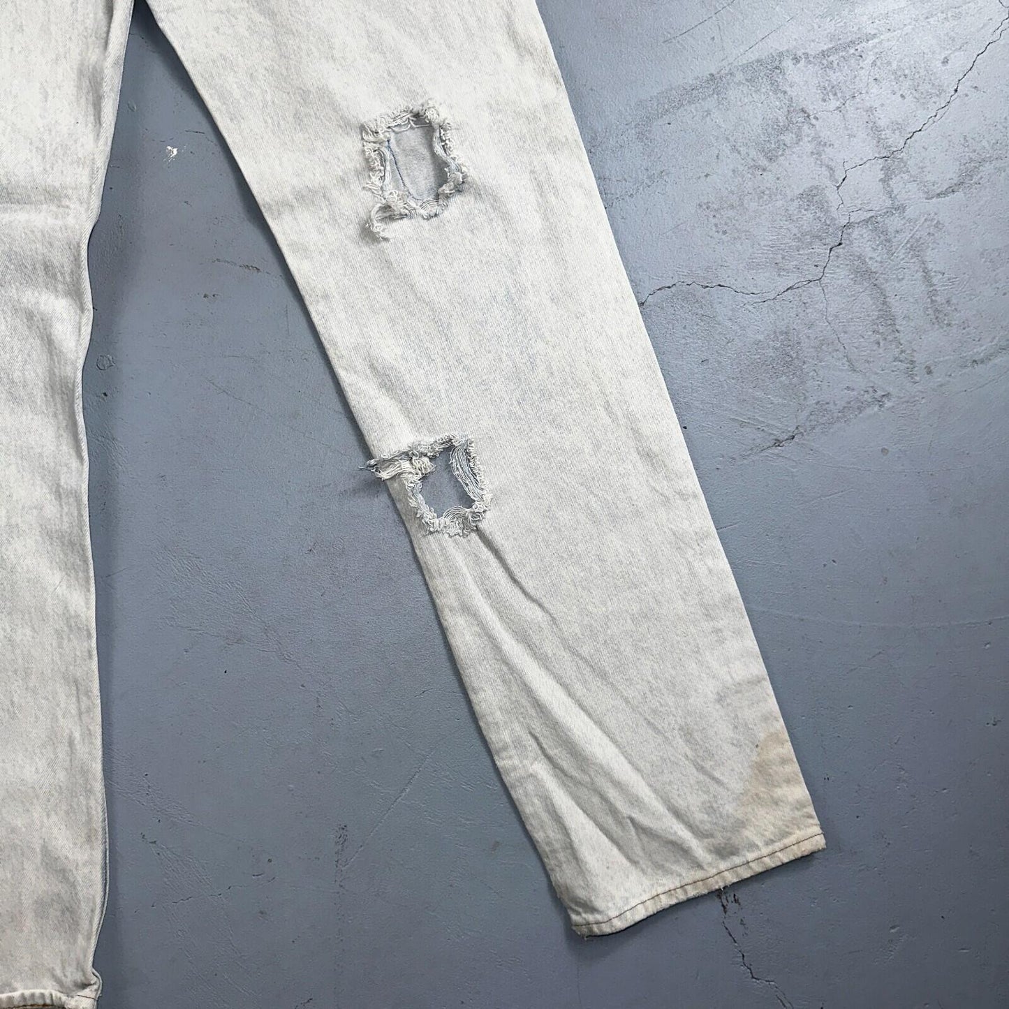 Levis 501 Vintage 90s USA XX Straight Leg Jeans 32x34 Blue Light Wash Act 29x32