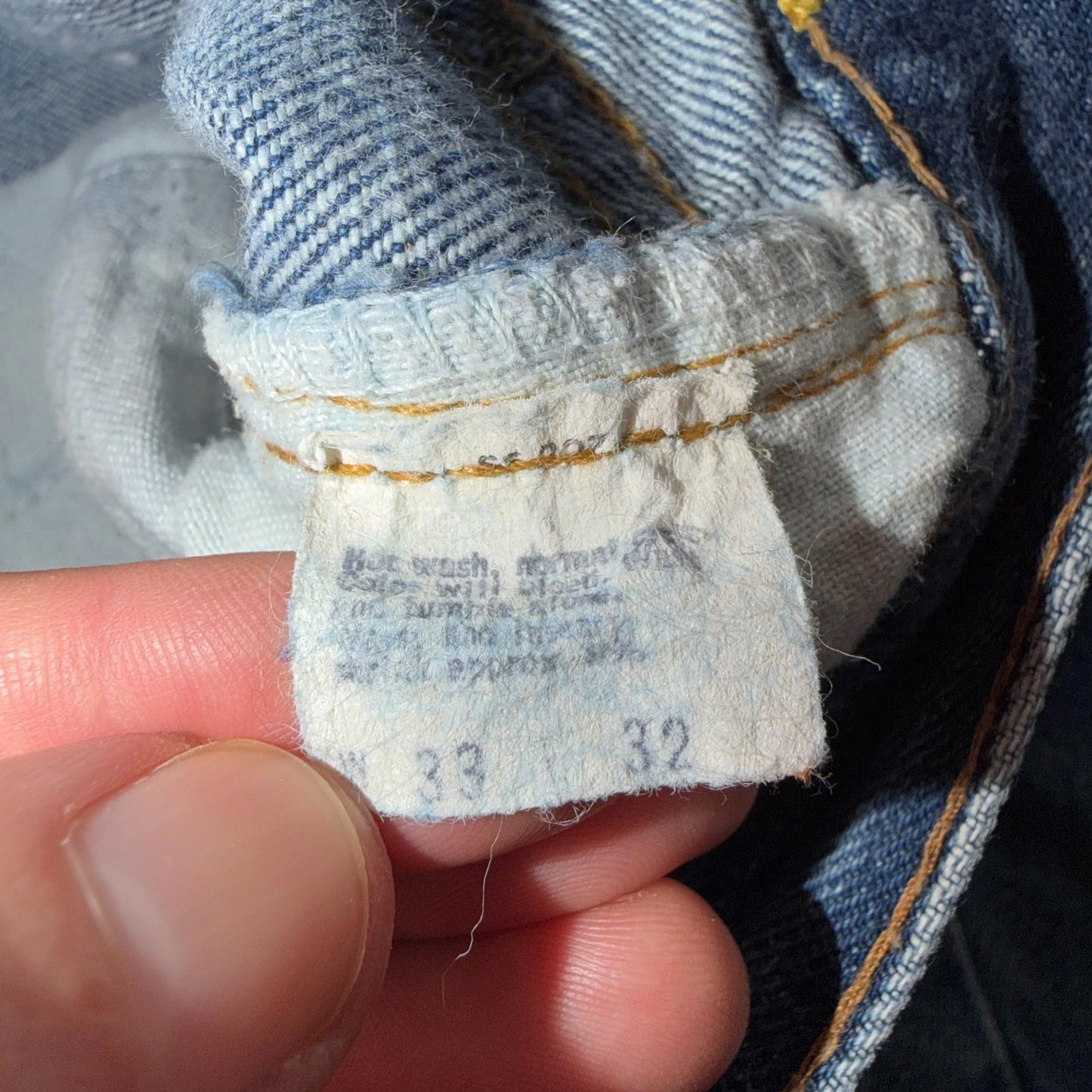 Levis 501 Vintage 80s Redline Selvedge USA XX Jeans Light Wash 33x32 Act 30x28