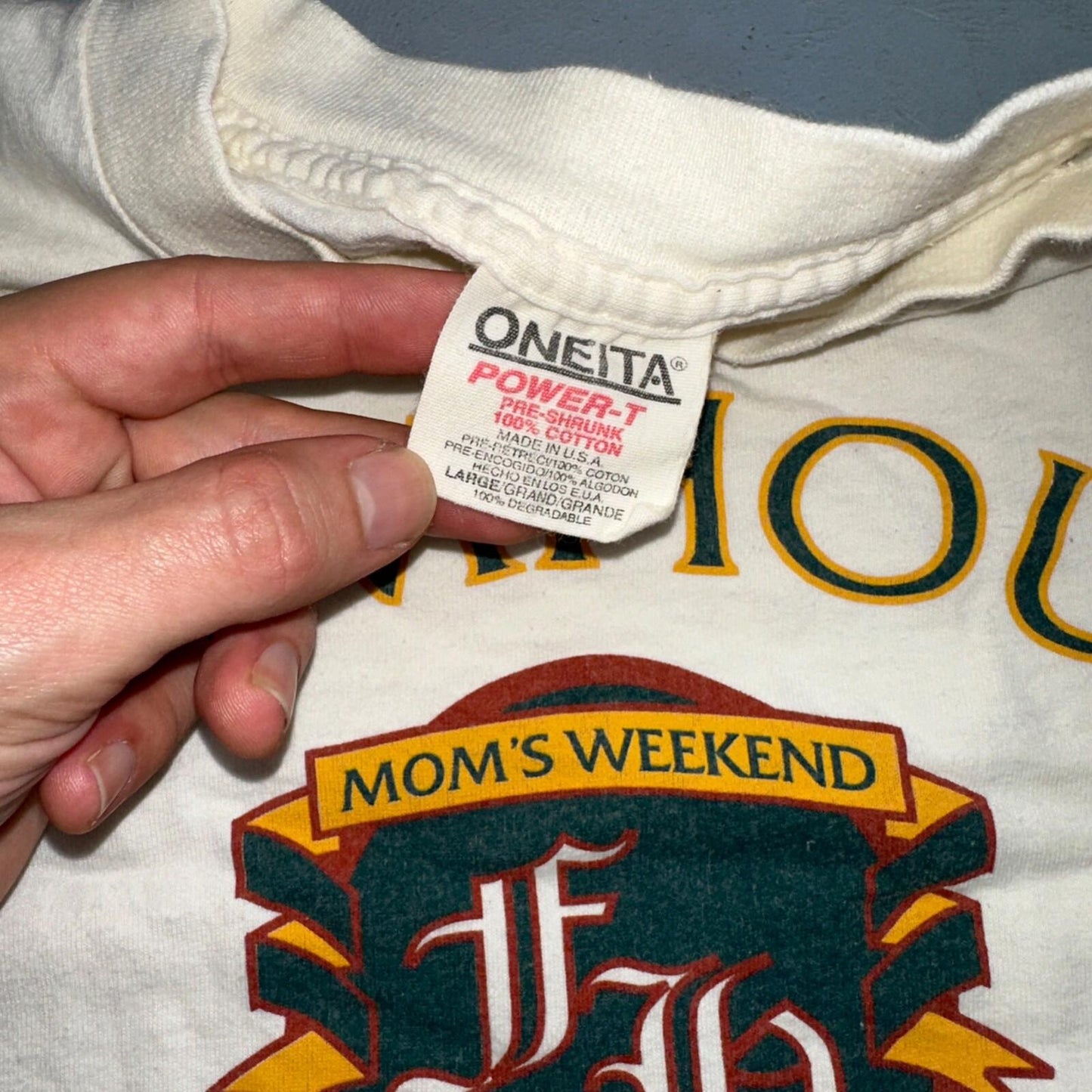 Oneita Moms Weekend VTG T Shirt 90s Single Stitch USA Farmhouse Boho Cool 1995