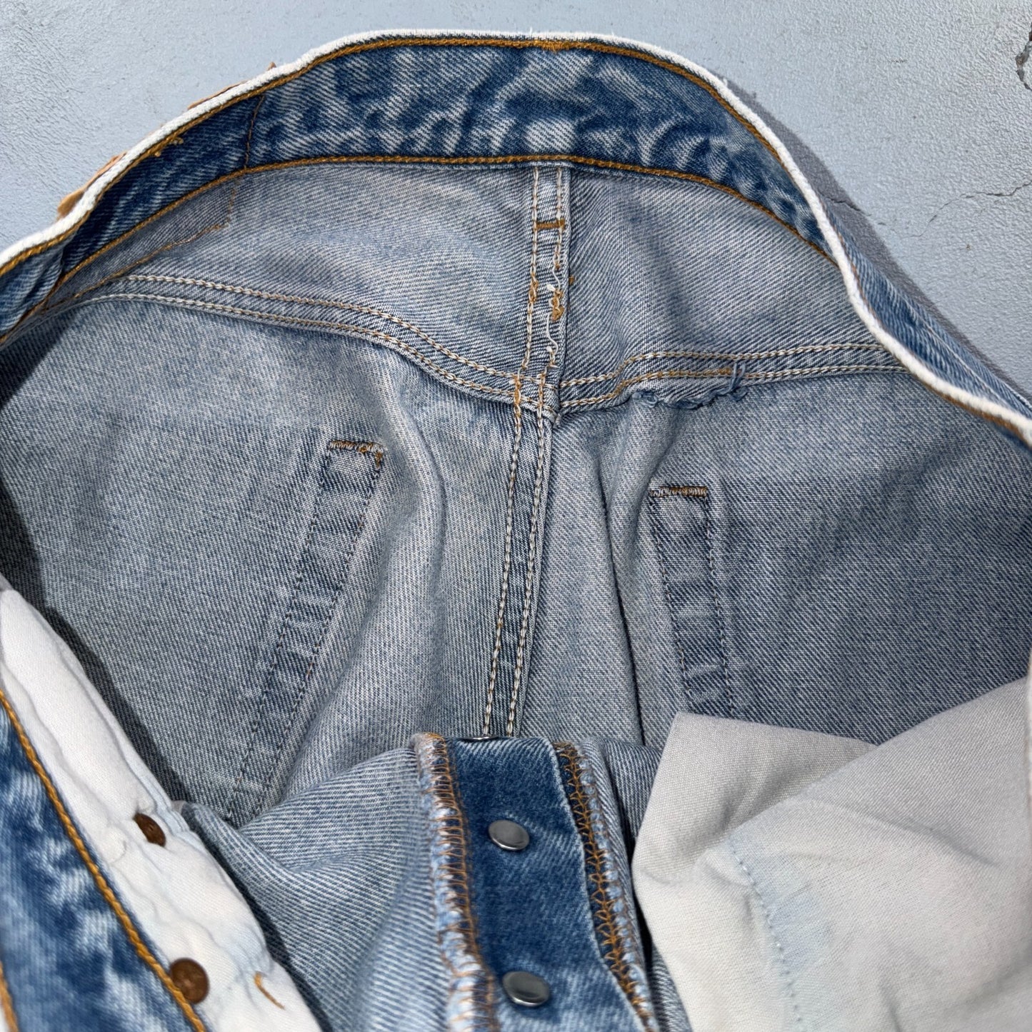 Levis 501 Vintage 90s USA XX Straight Leg Jeans Blue Light Wash 35x33 Act 34x29