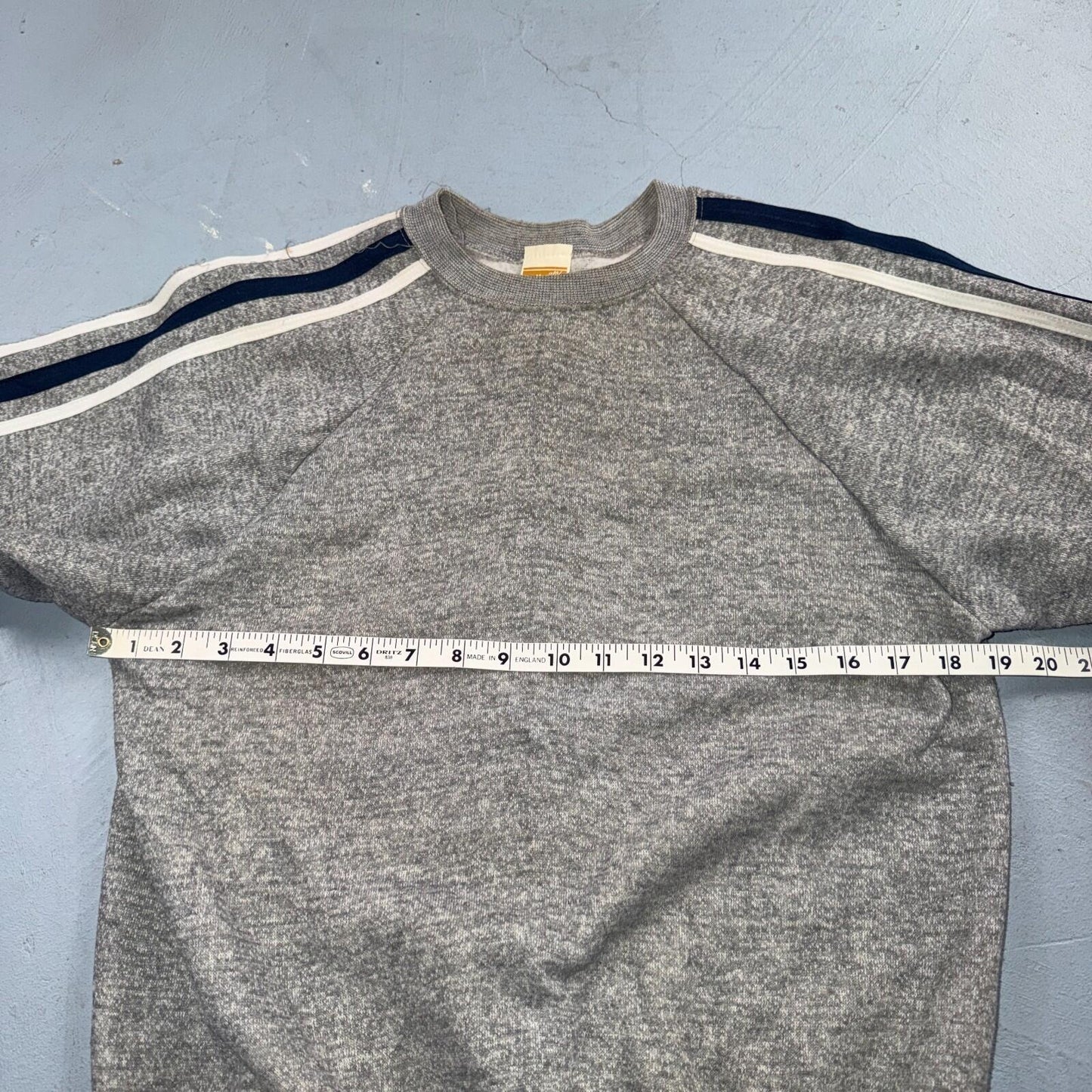 1980s Gray Sweatshirt 80s VTG Crewneck Gym Raglan Jumper Striped Rayon Medium