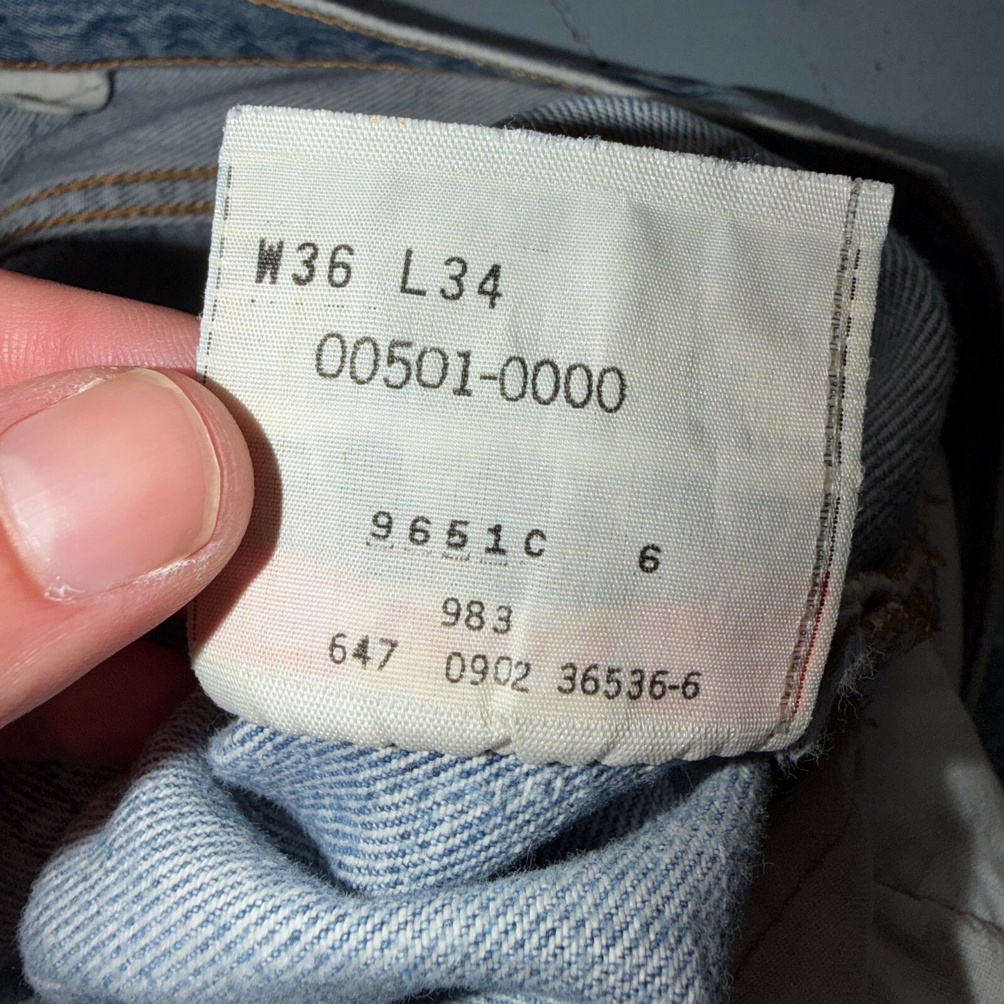 Levis 501 Vintage 90s Y2K XX Straight Leg Jeans Blue Light Wash 36x34 Act 33x30