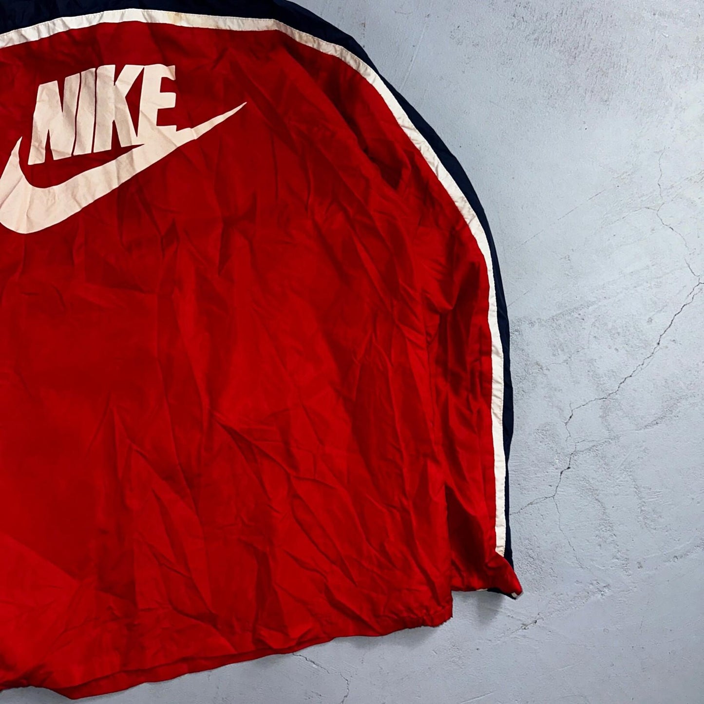 Nike 1980s Blue Tag Vintage Jacket Nylon 70s Windbreaker Running Front Youth XL