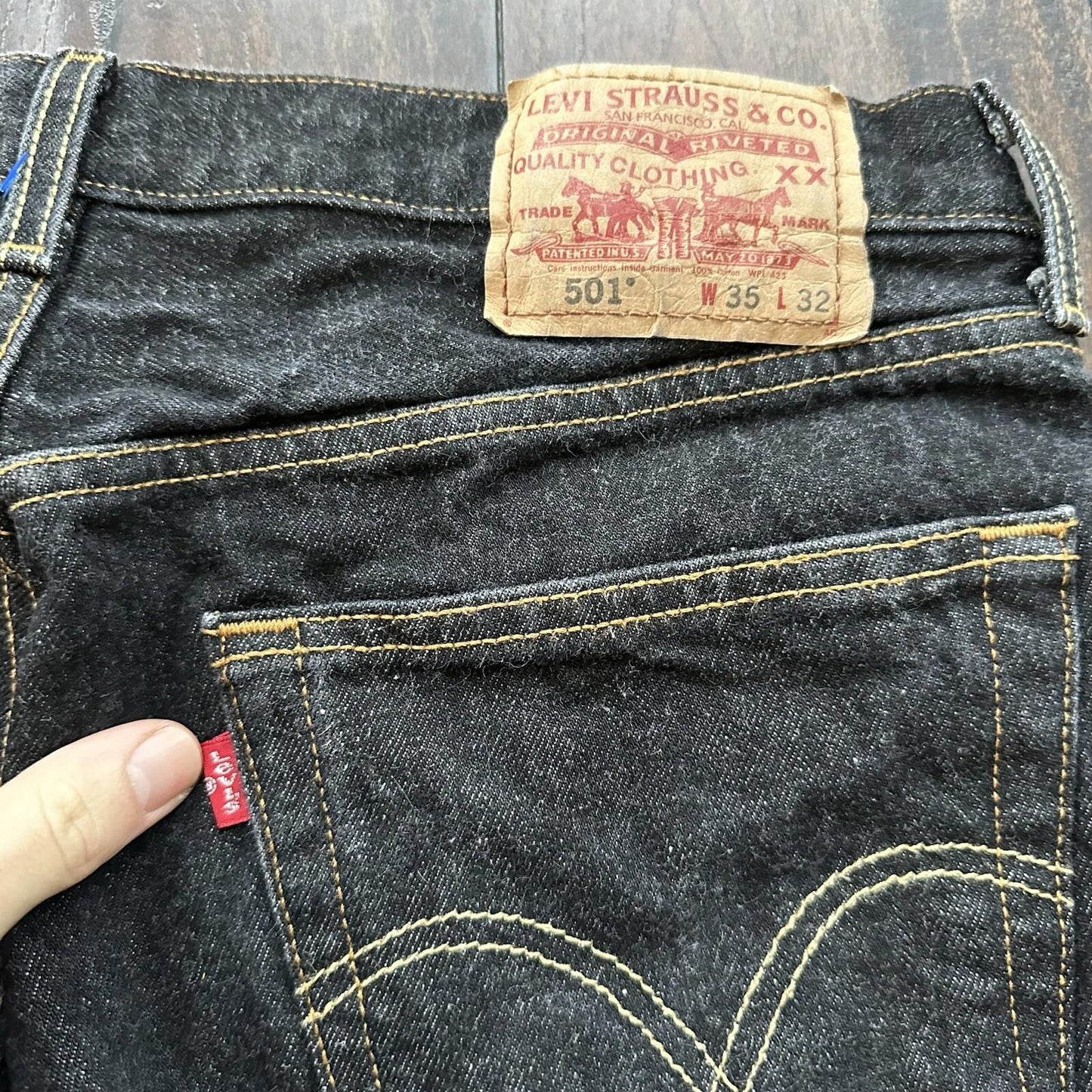 Levis 501 Vintage Y2K Straight Leg XX 2000s Jeans 32x29 Black Wash 35x32
