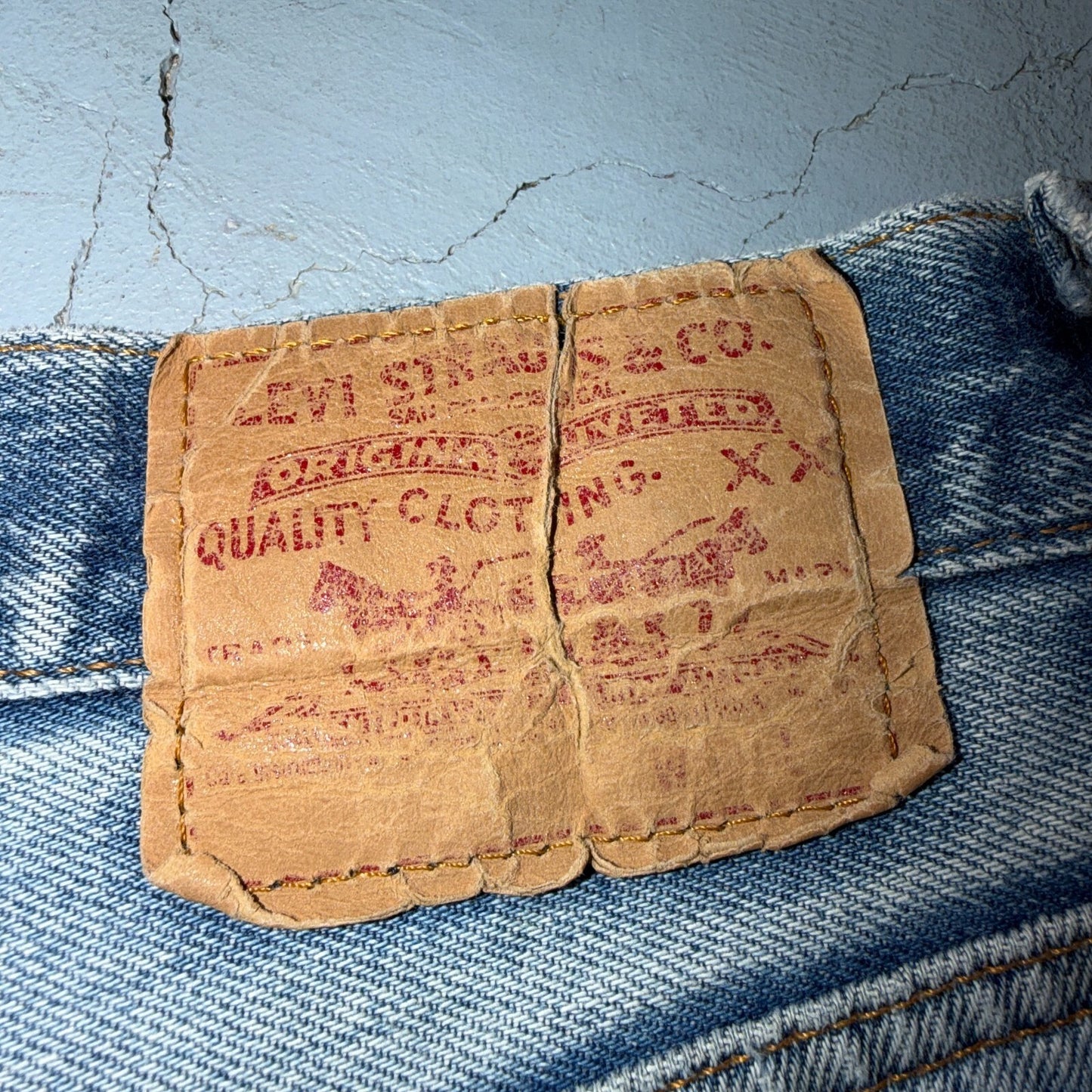 Levis 501 Vintage 80s USA XX Straight Leg Jeans Blue Light Wash 38x36 Act 35x31