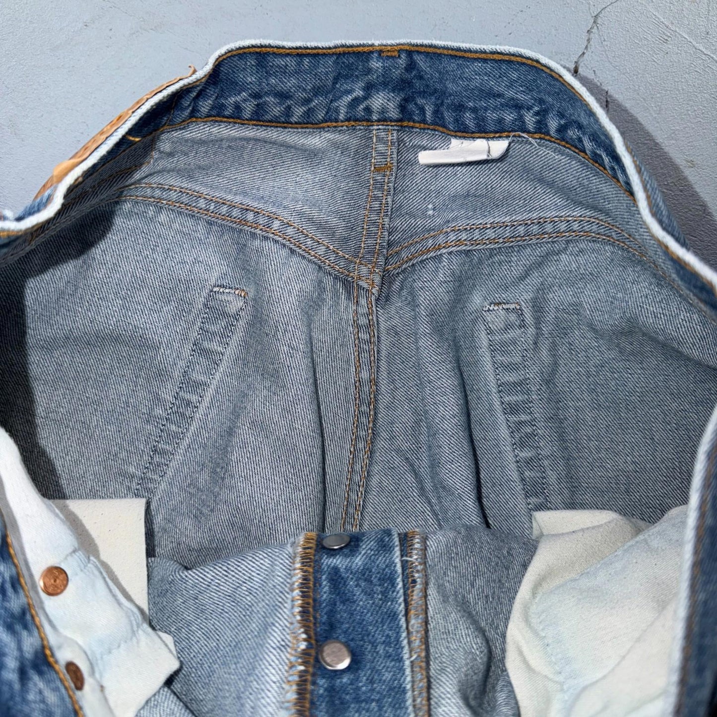 Levis 501 Vintage 90s Y2K XX Straight Leg Jeans Blue Light Wash 38x32 Act 35x28