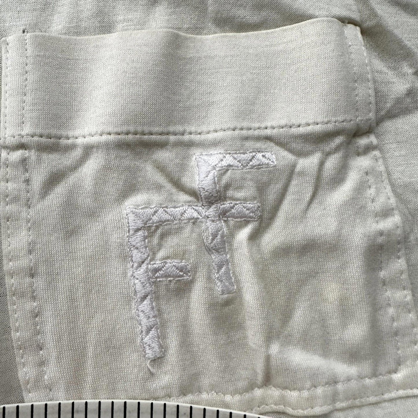 vtg Forge Munsingwear White 70s Shirt poly disco buttons cool white basic 60s