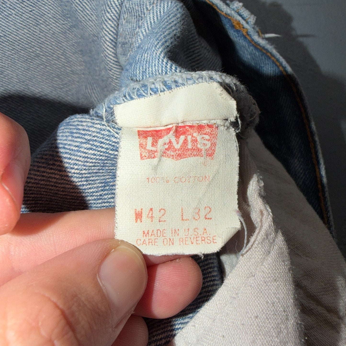 Levis 501 Vintage 80s USA XX Straight Leg Jeans Blue Light Wash 42x32 Act 40x31