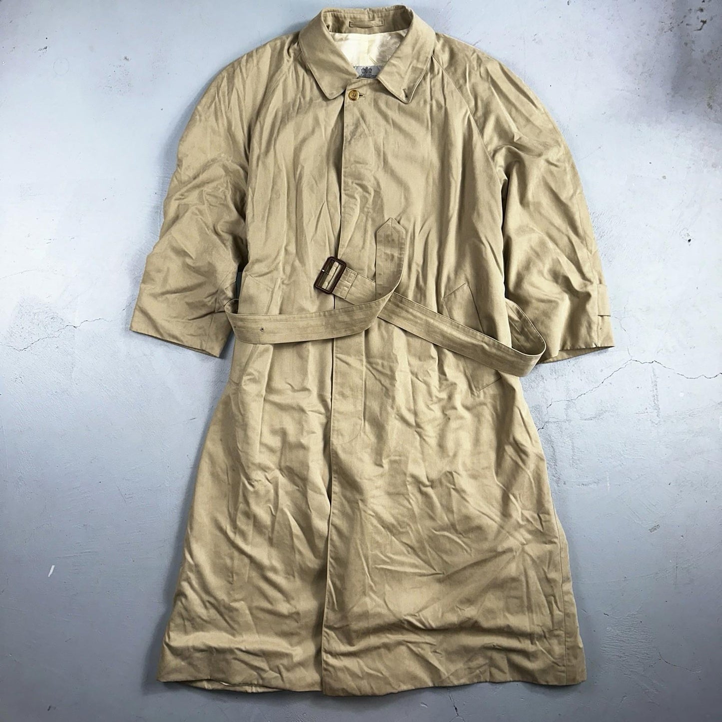 AQUASCUTUM Men's Long Button Up Beige Trench Coat UK 42 Pre-Loved Classic Belted