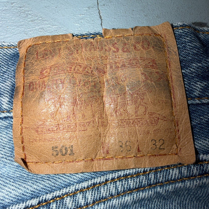 Levis 501 Vintage 90s USA XX Straight Leg Jeans Blue Light Wash 36x32 Act 35x31