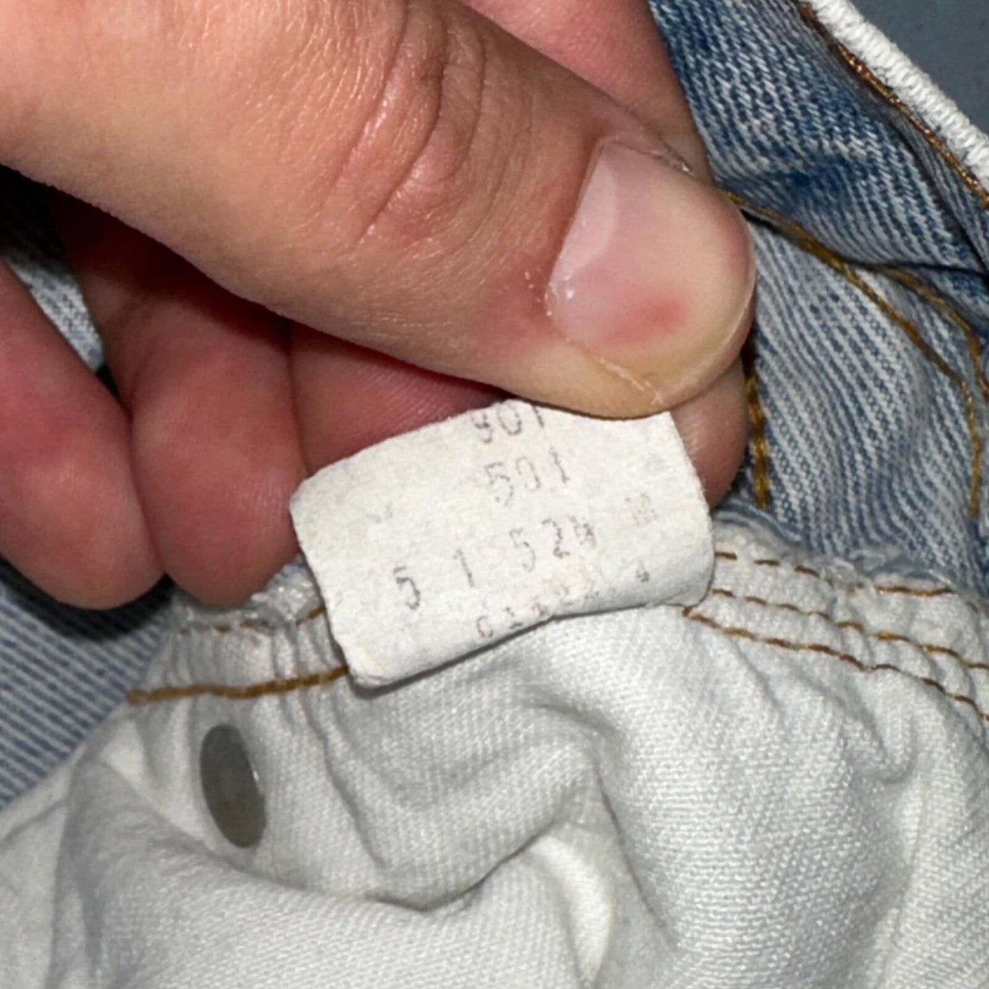 Levis 501 Vintage 80s Redline Selvedge USA XX Jeans Light Wash 32x33 Act 29x29
