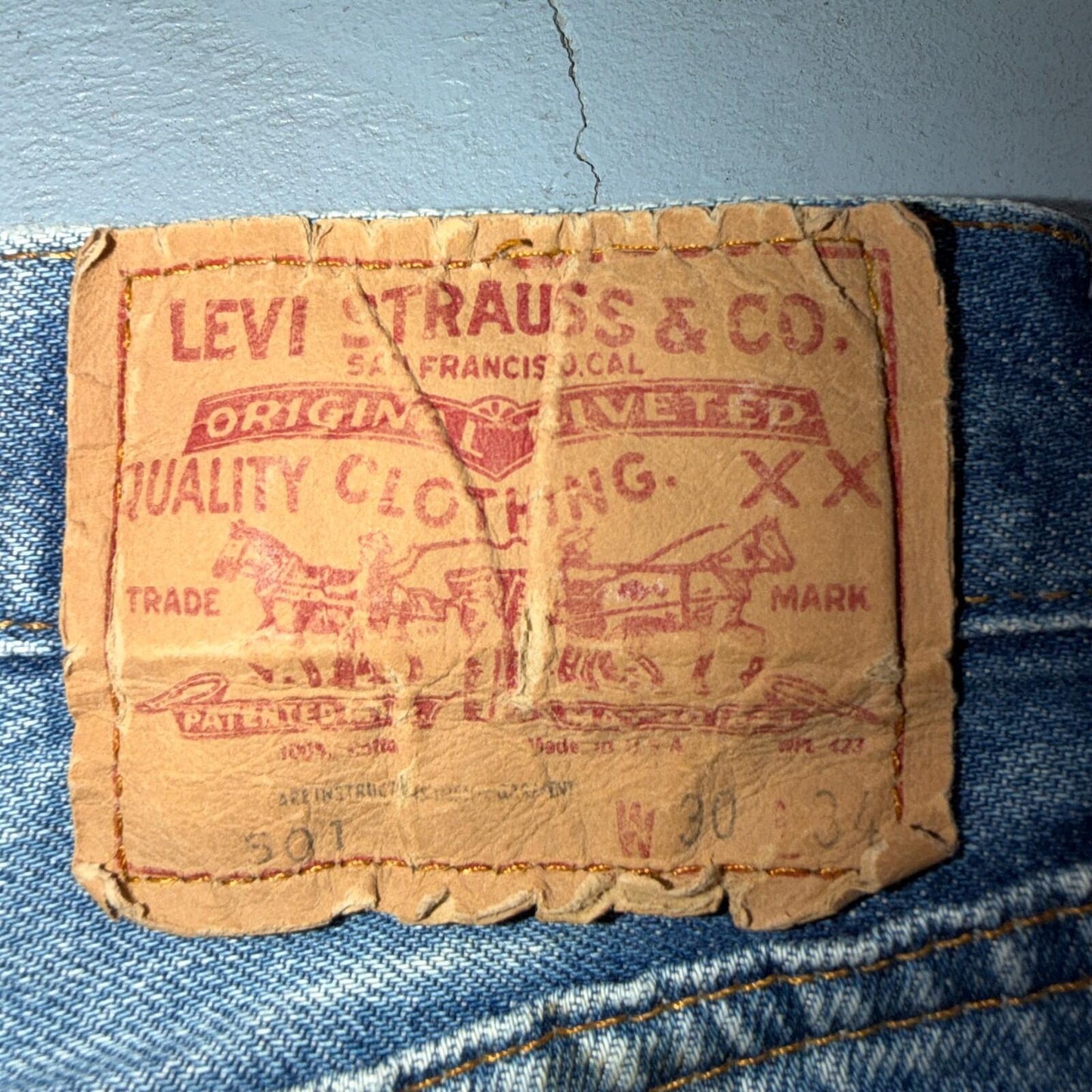 Levis 501 Vintage 80s Redline Selvedge USA XX Jeans Light Wash 30x34 Act 28x29