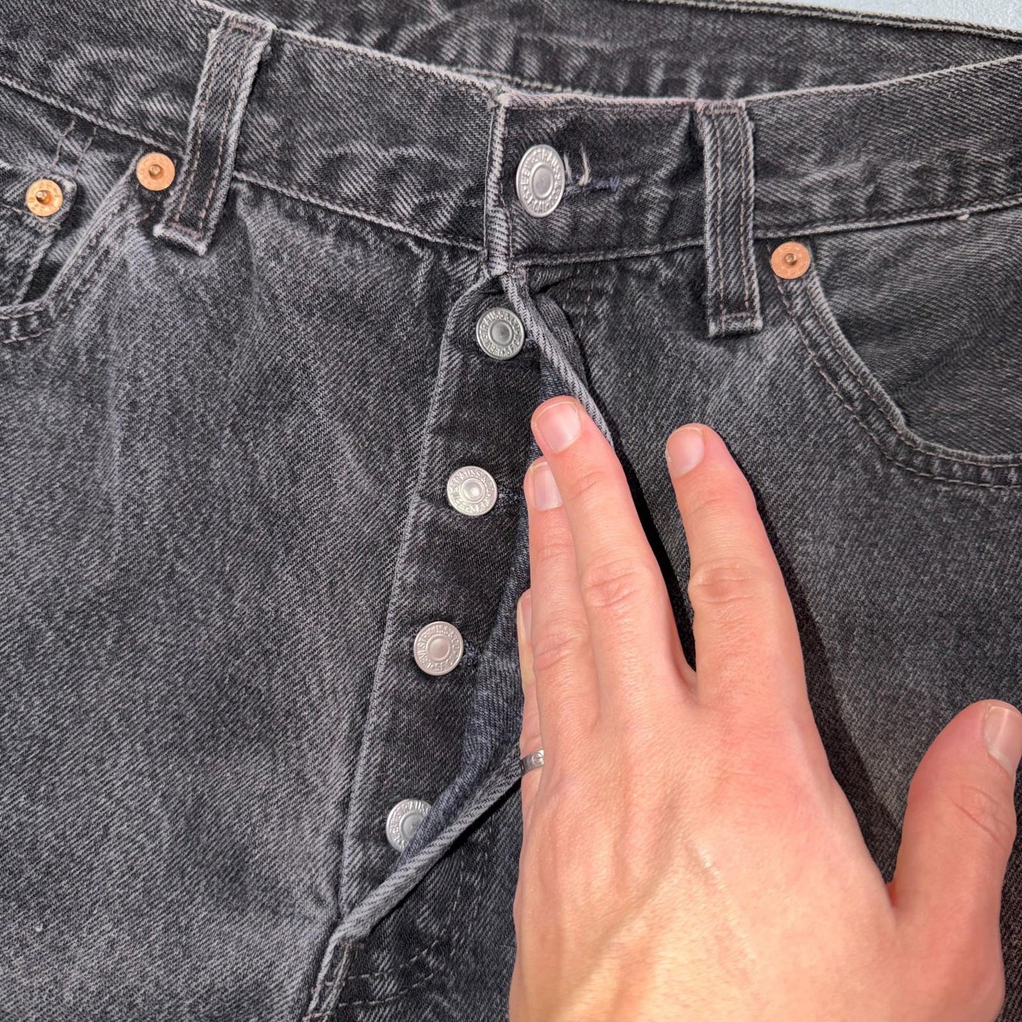 Levis 501 Vintage 90s USA XX Straight Leg Jeans Black Med Wash 34x34 Act 31x33