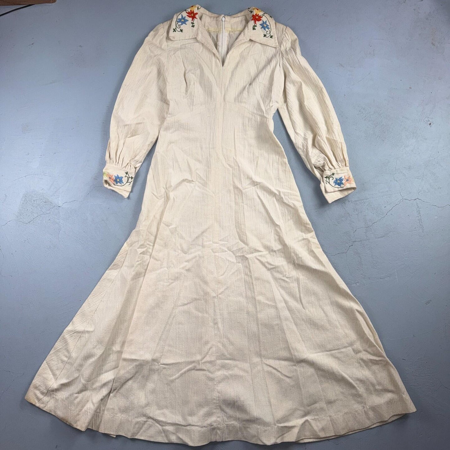 VTG 50s 60s White Long Sleeve Dress Summer Movie Boho Hippy Rockabilly Flowers