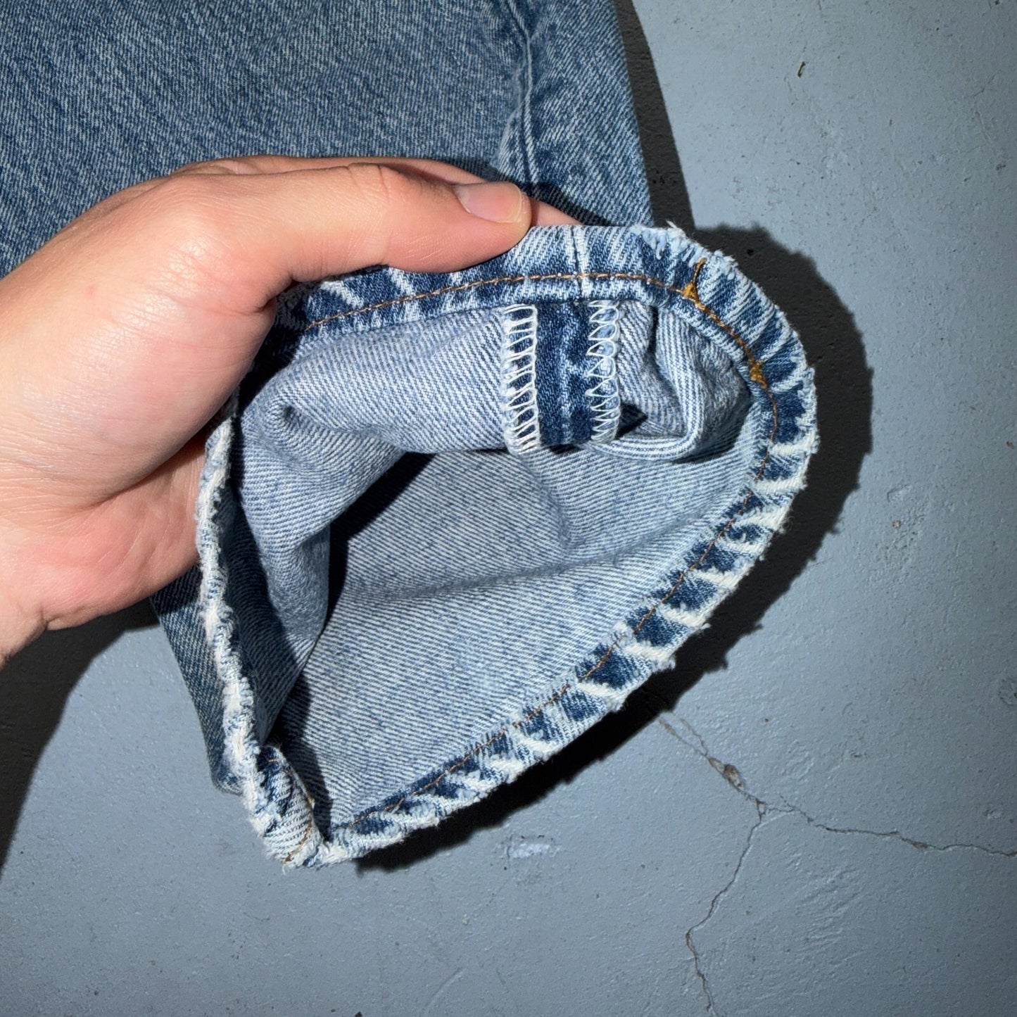 Levis 501 Vintage 90s USA XX Straight Leg Jeans Blue Light Wash 34x34 Act 32x29