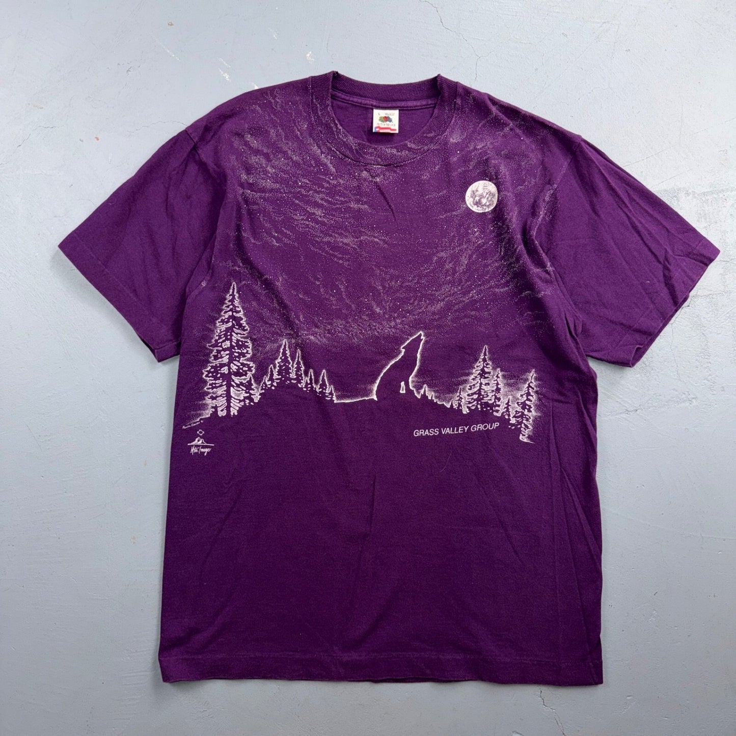 VTG 90s Grass Valley Group Wolf Moon Nature Art T Shirt Purple Fruit Of The Loom