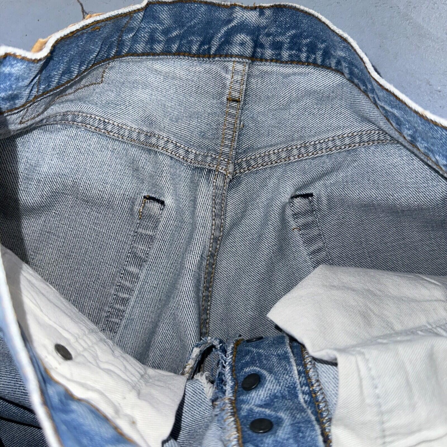 Levis 501 Vintage 80s Redline Selvedge USA XX Jeans Light Wash 32x30 Act 30x28