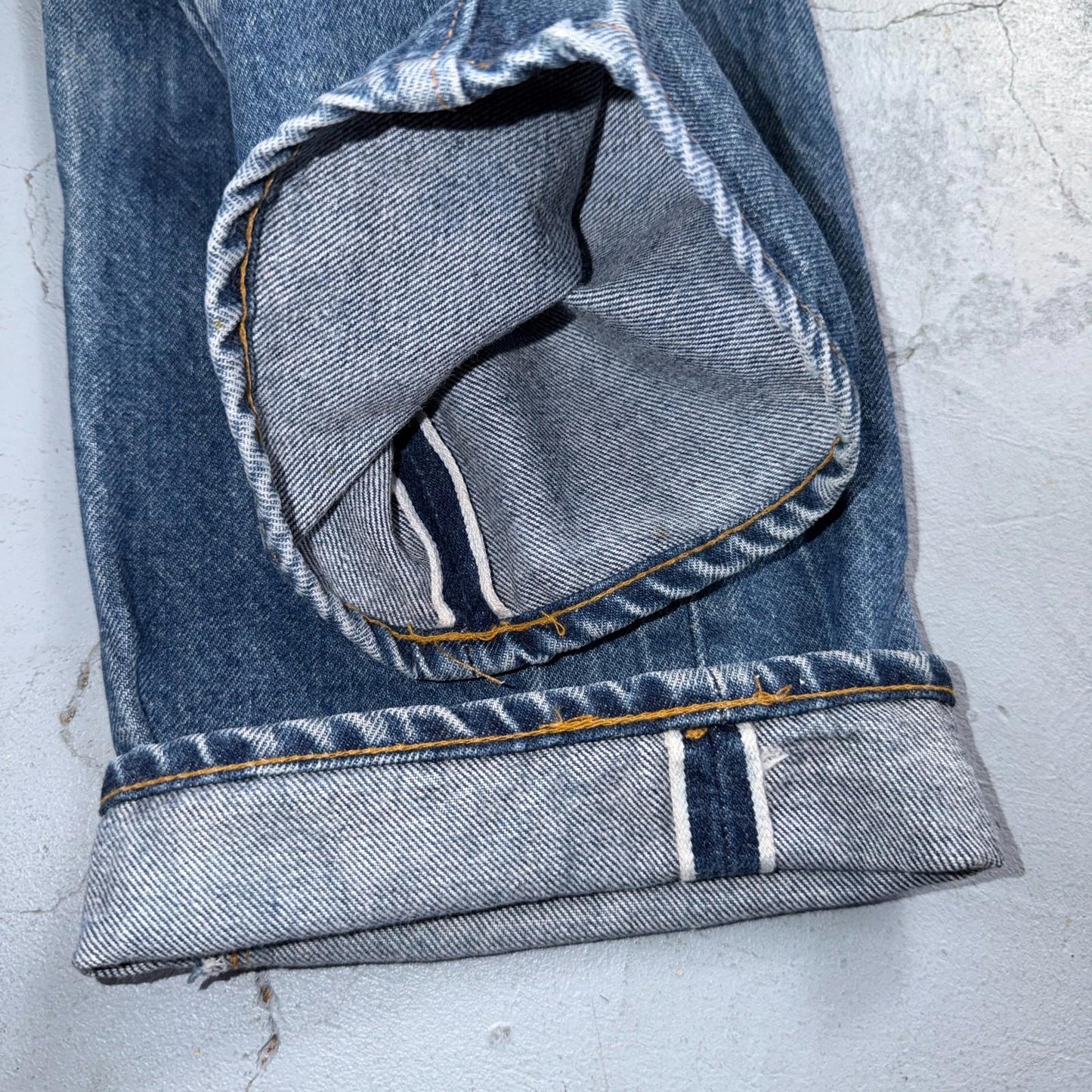 Levis 501 Vintage 80s Redline Selvedge USA XX Jeans Light Wash 33x32 Act 30x28