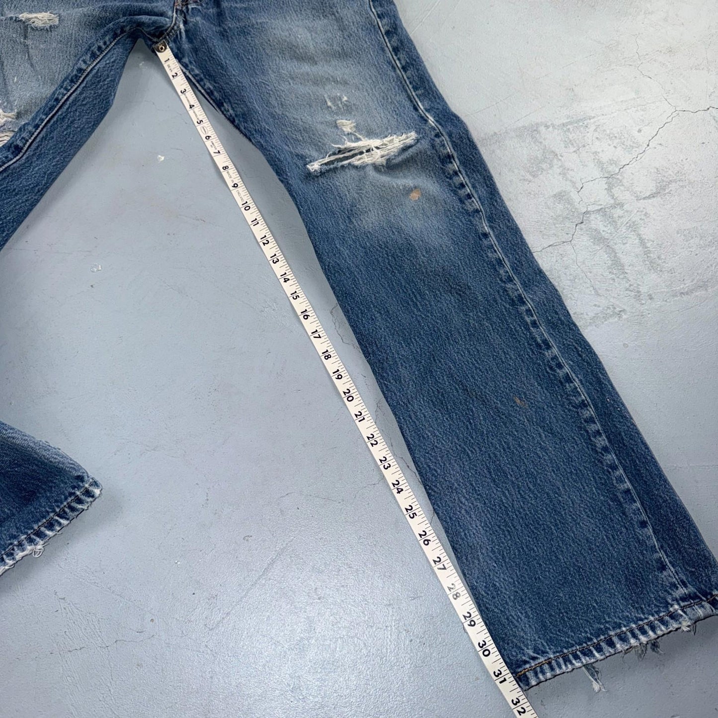 Levis 501 Vintage Y2K 90s XX Straight Leg Jeans Blue Light Wash 33x34 Act 31x31