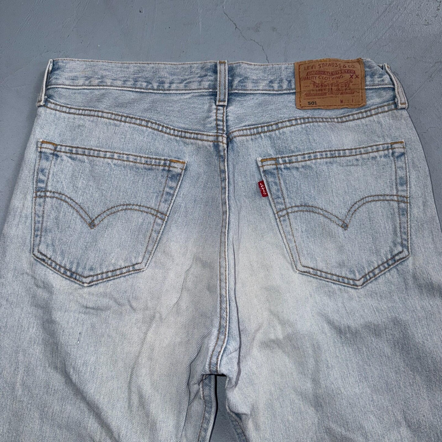 Levis 501 Vintage Y2K 90s XX Straight Leg Jeans Blue Light Wash 33x36 Act 31x32