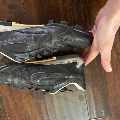 Nike Vintage 90s Mens Size 11 Sharks Sneakers Shoes Cleats Black 1994 Football