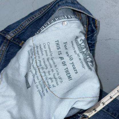 Levis 505 Vintage Y2K Jeans Blue Med Wash Zipper Fly Straight 36x32 Act 36x31