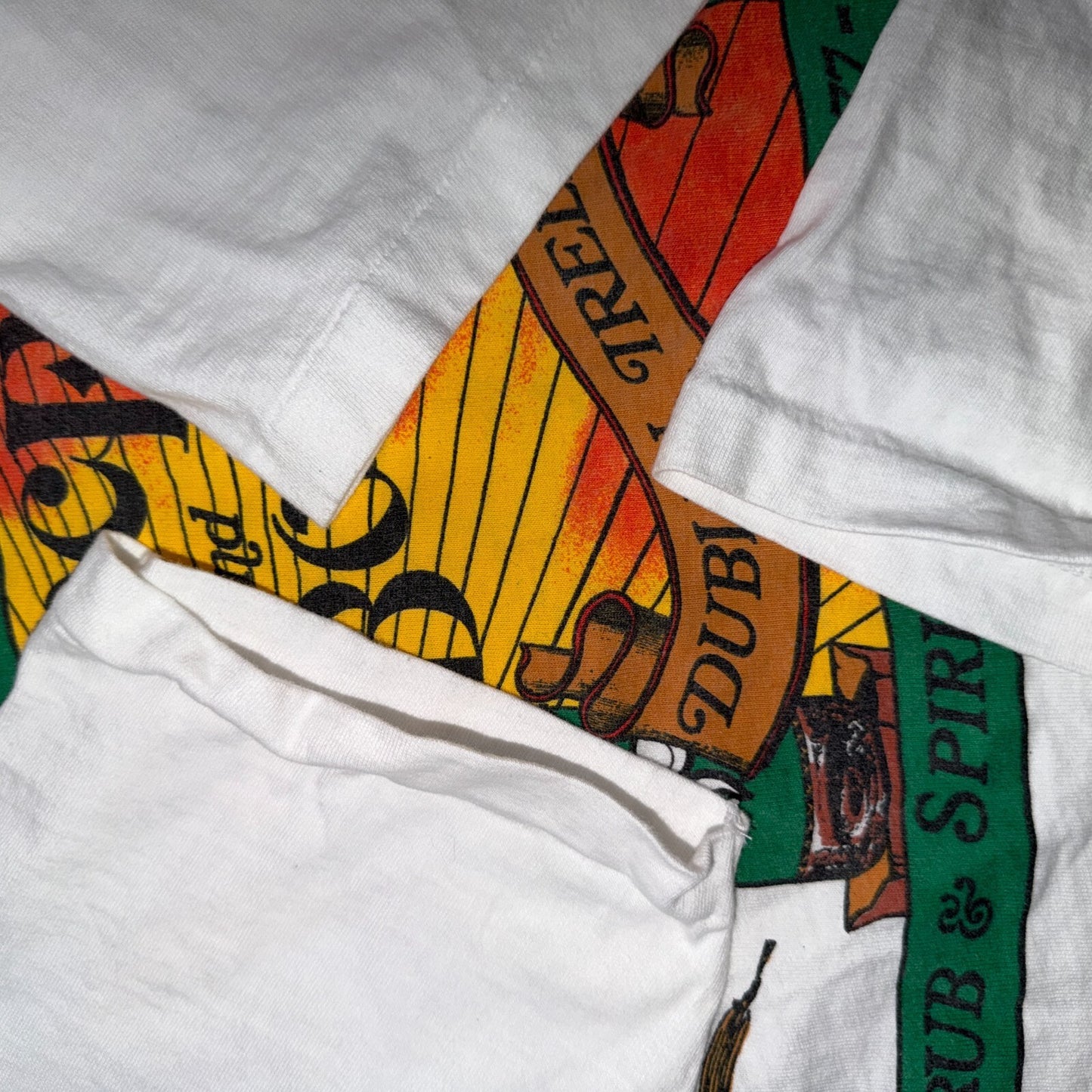VTG Oneita 90s The Cock And Bottle Dublin Ireland Pub T Shirt Rooster Beer Tee