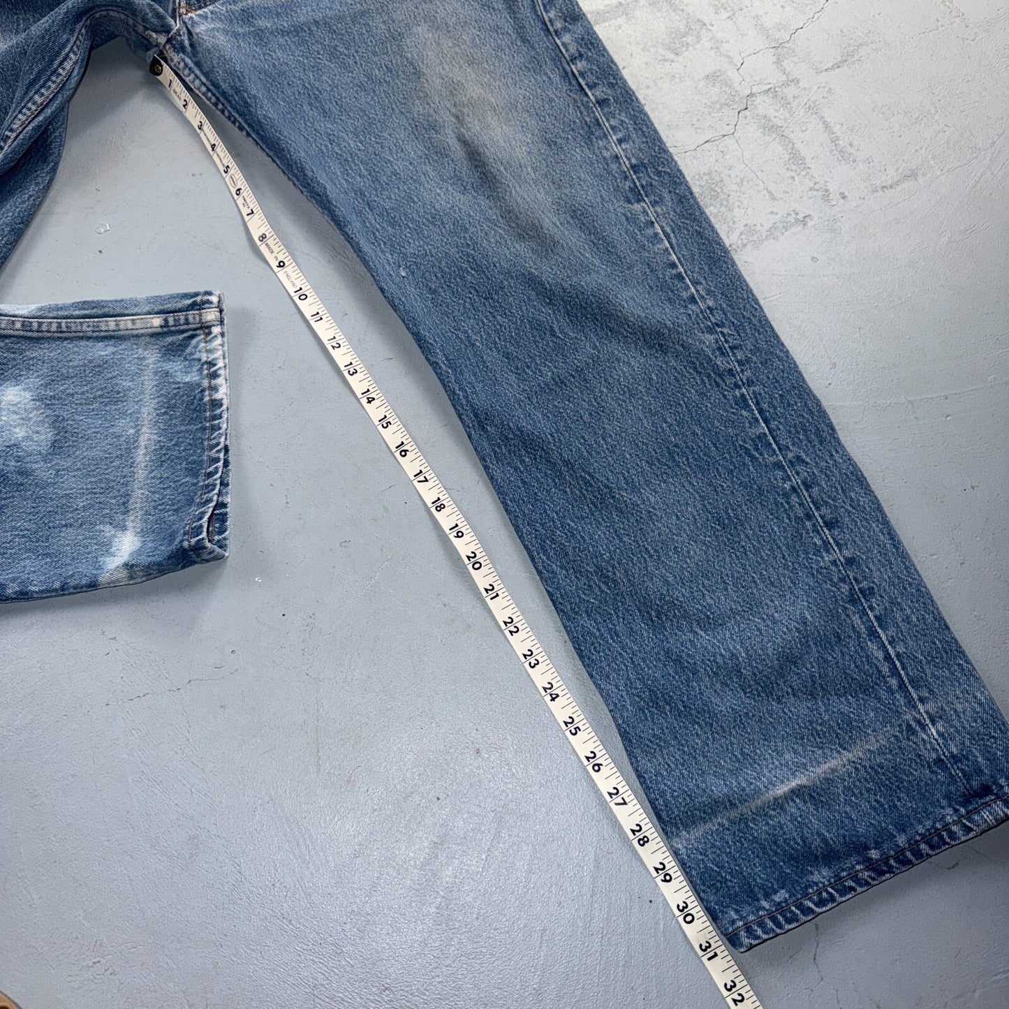 Levis 501 Vintage 80s USA XX Straight Leg Jeans Blue Light Wash 42x32 Act 40x31