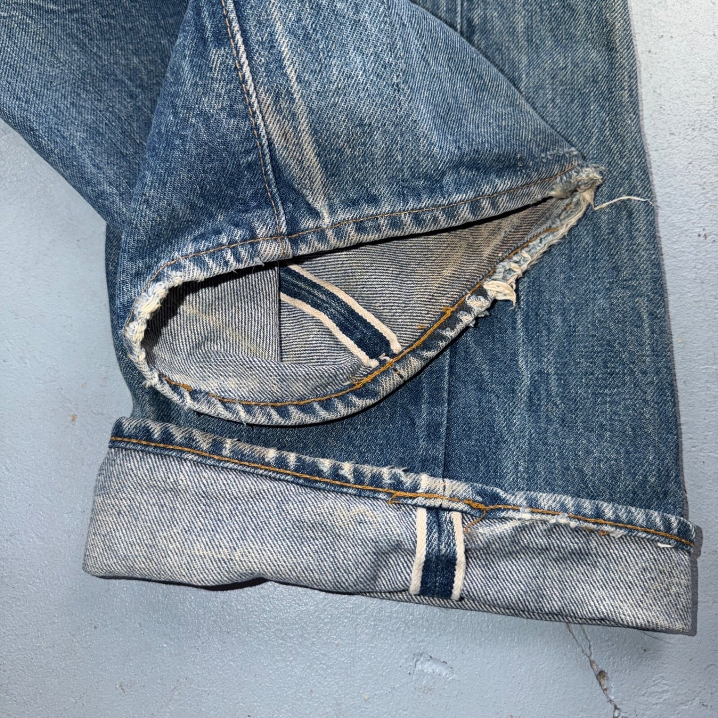 Levis 501 Vintage 80s Redline Selvedge USA XX Jeans Light Wash 34x30 Act 33x28