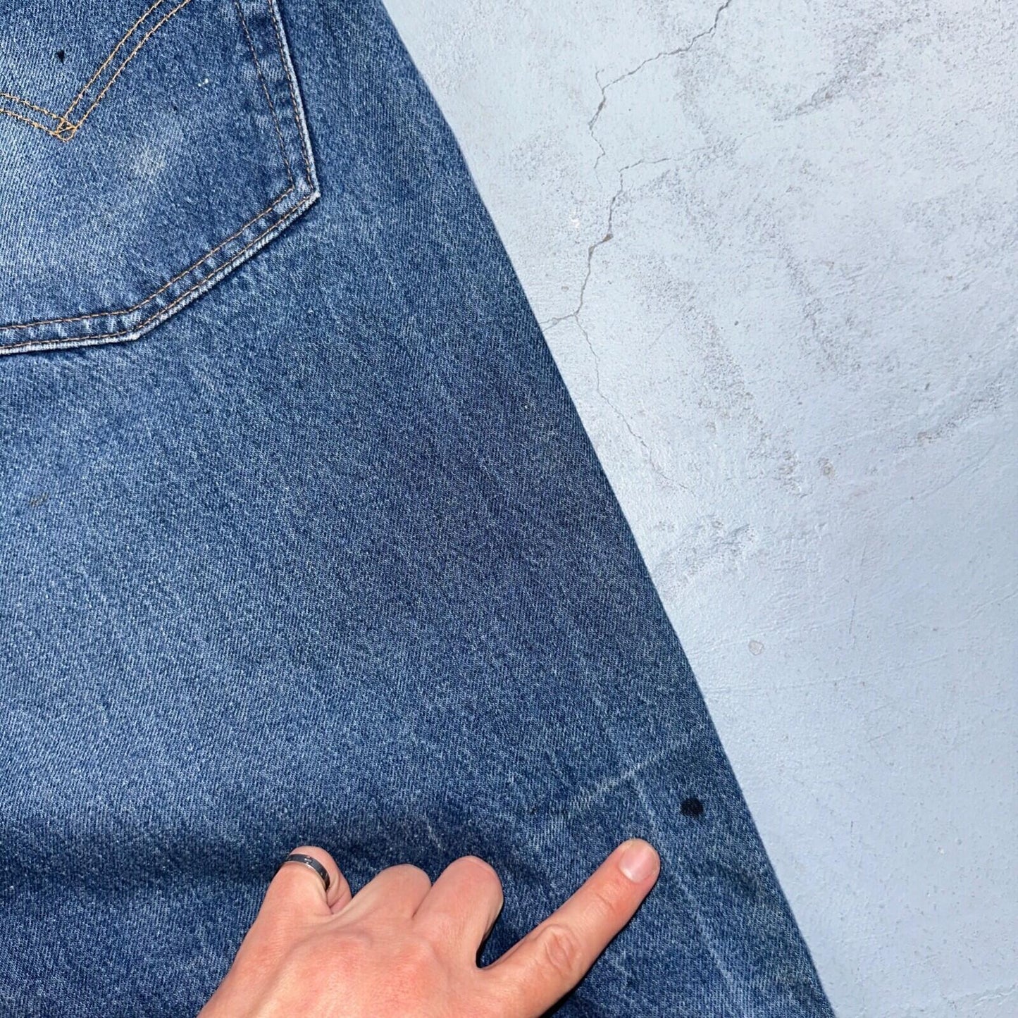 Levis 501 Vintage 80s USA XX Straight Leg Jeans Blue Light Wash 40x33 Act 38x29