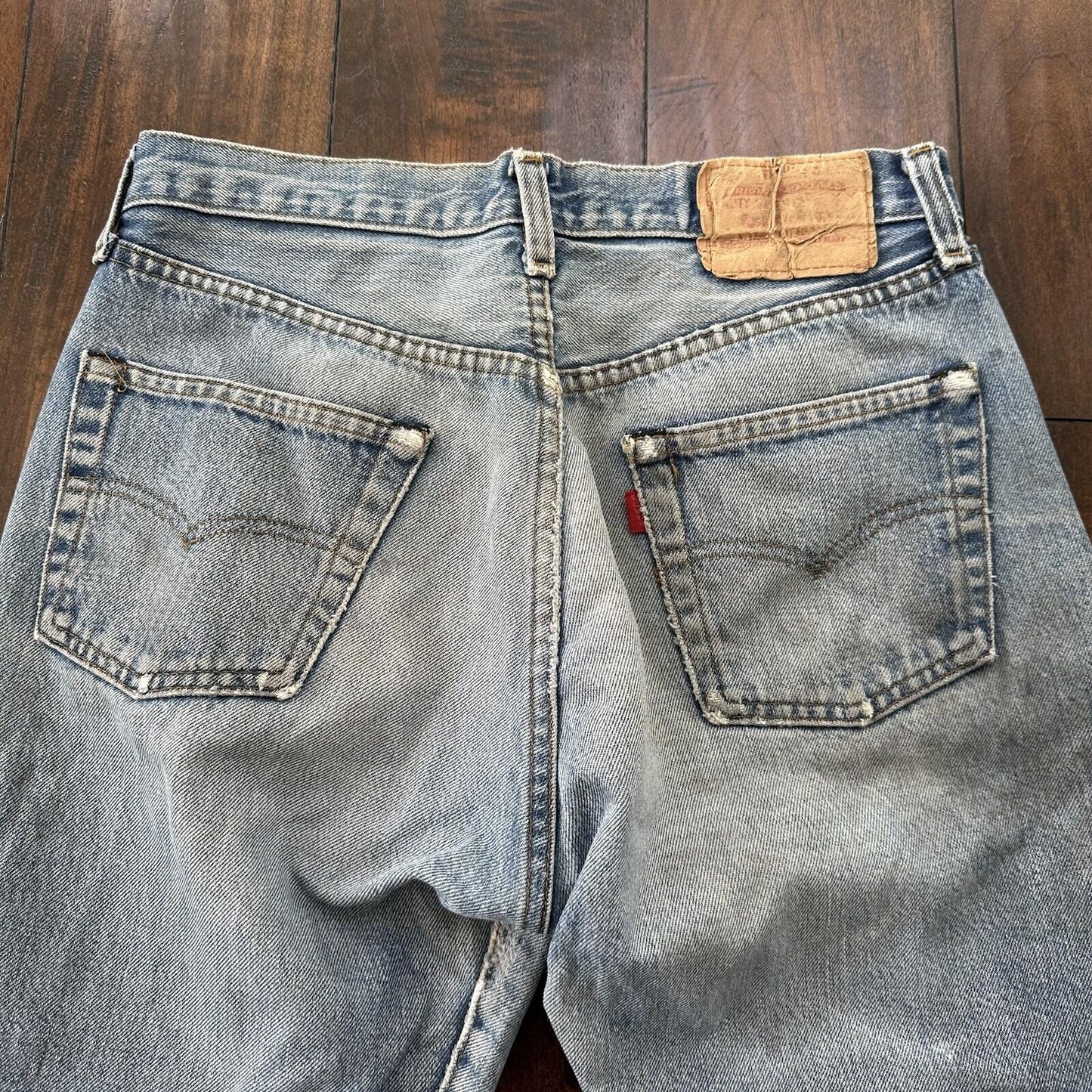 Levis Vintage 80s Redline Selvedge USA 501 Light Wash Jeans 70s 31x36 Act 28x31