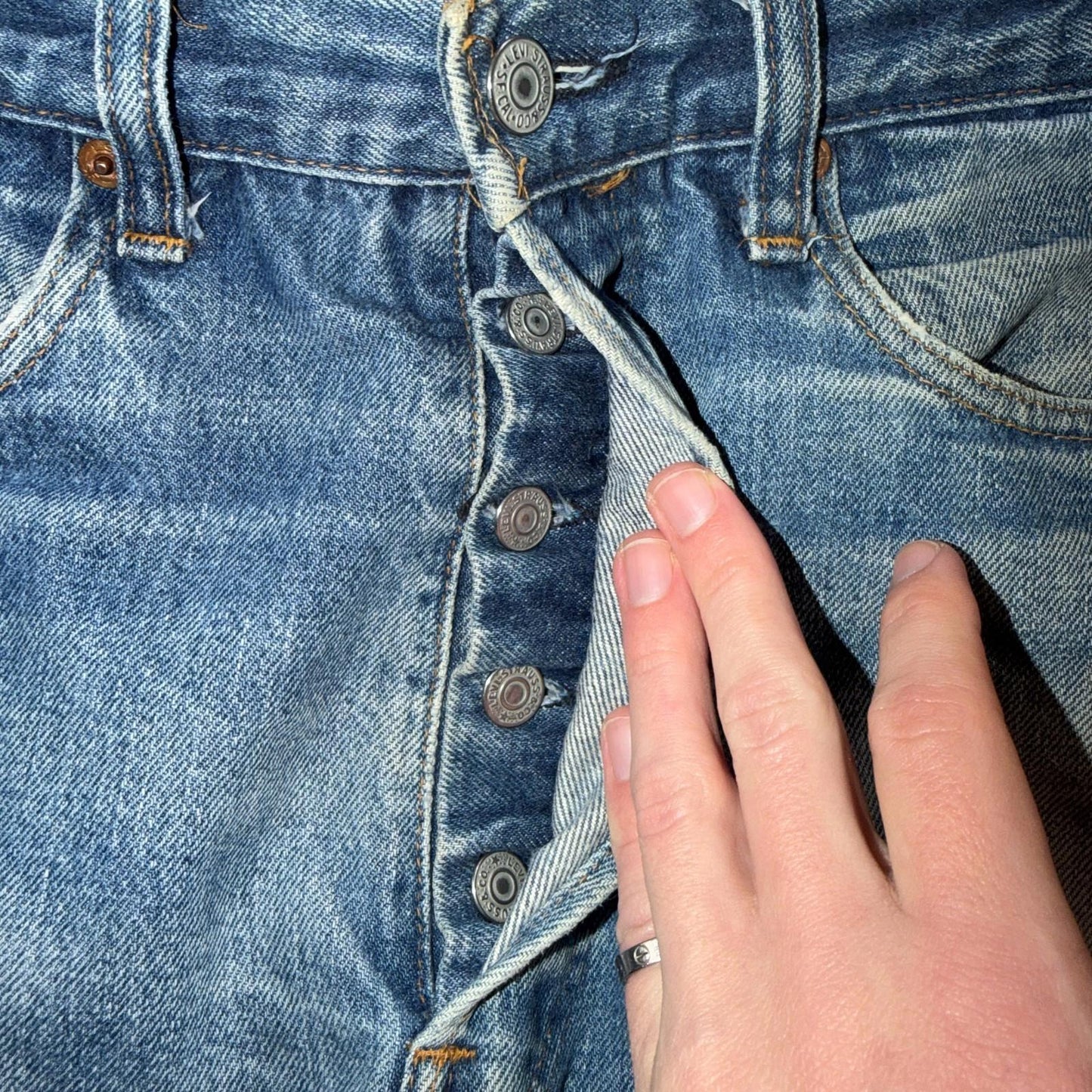 Levis 501 Vintage 80s Redline Selvedge USA XX Jeans Light Wash 34x36 Act 32x31