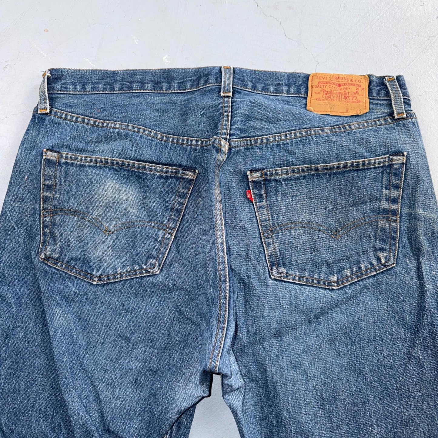 Levis 501 Vintage 80s USA XX Straight Leg Jeans Blue Med Wash 42x32 Act 38x28