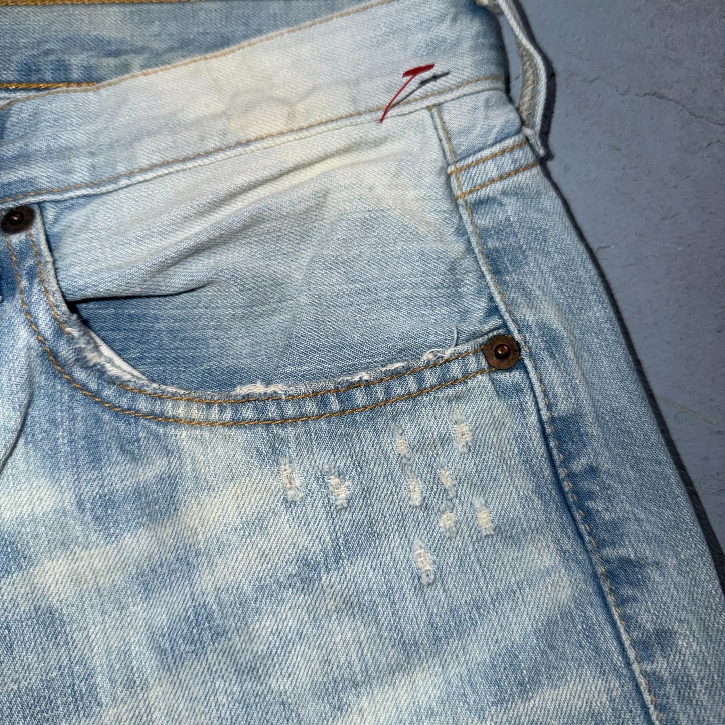Levis 501 Vintage Y2K 90s XX Straight Leg Jeans Blue Light Wash 34x32 Act 33x32