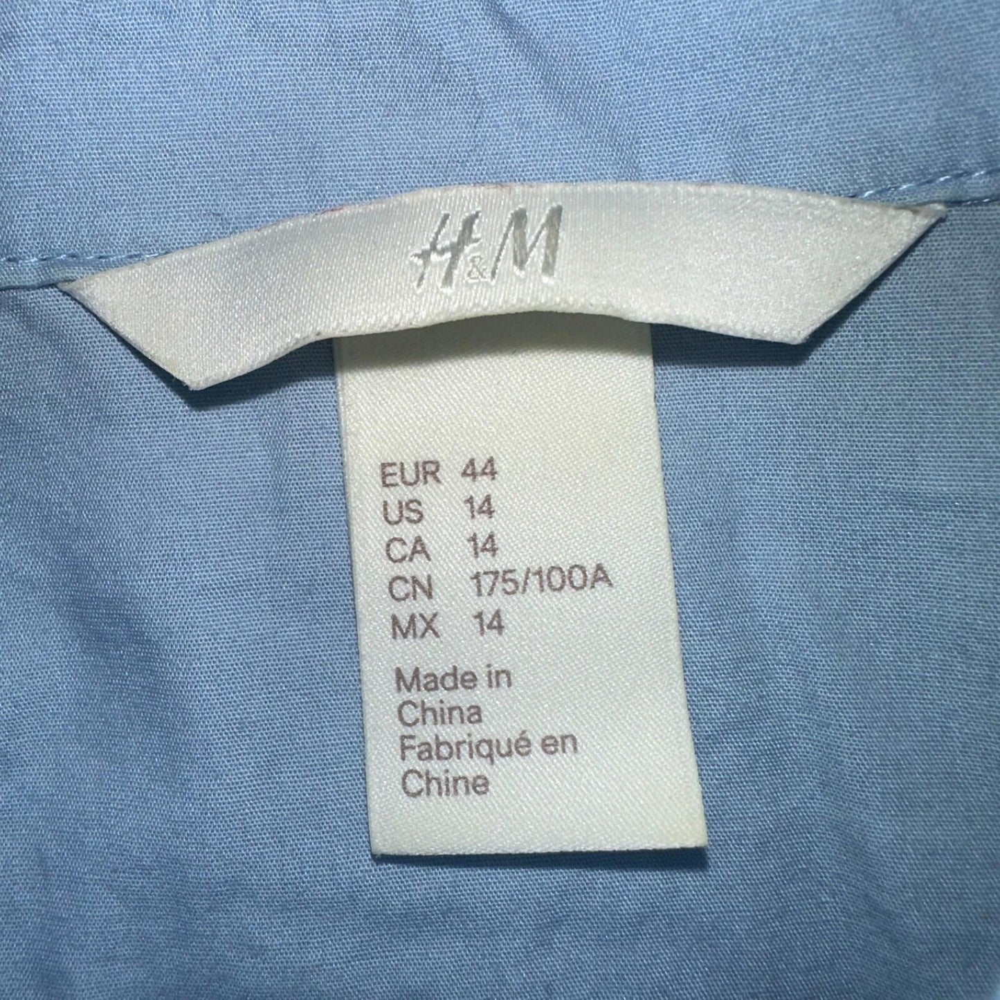 H&M Dress Shirt Womens Size 14 Blue Basic Long Sleeve Button-Up HM Casual