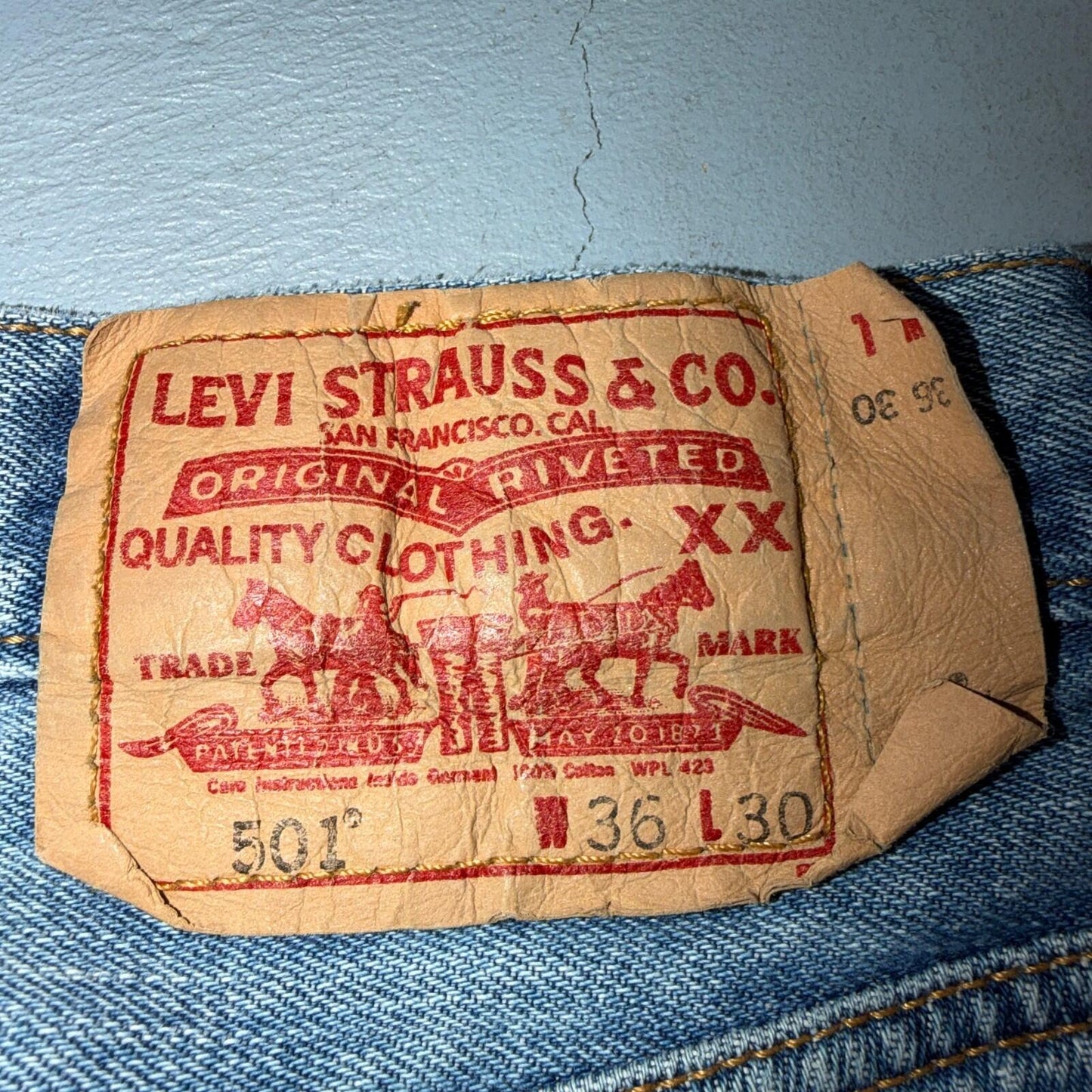 Levis 501 Vintage Y2K XX Straight Leg Jeans Blue Light Wash 36x30 Act 34x28